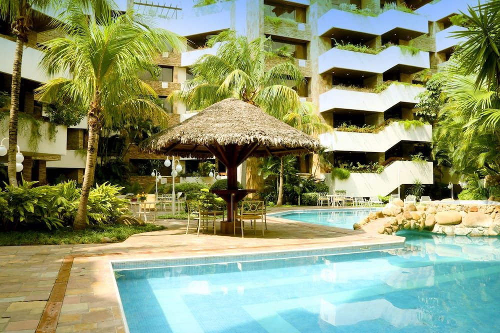 يوتاو أول سويتس هوتل - سانتا كروز - حوض السباحة