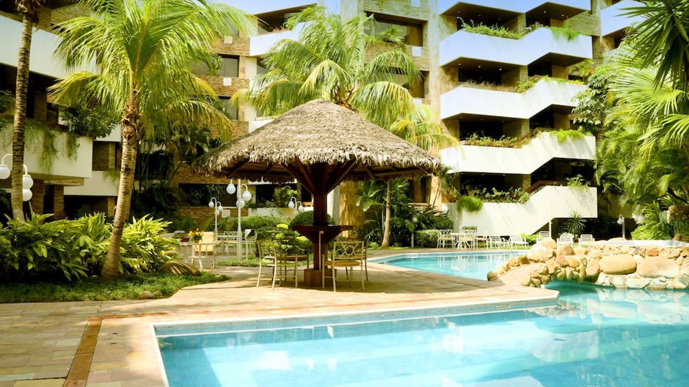 Yotau All Suites Hotel