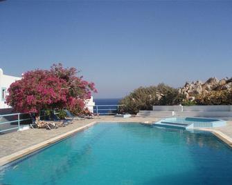 Albatros - Karpathos - Pool