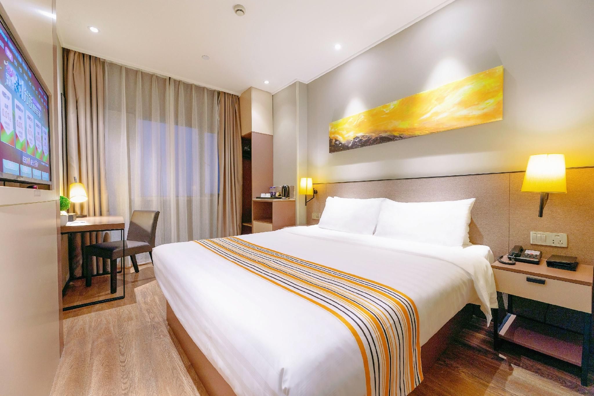 Home Inn Plus Ningbo Laowaitan Tianyi Square - Ningbo - Bedroom