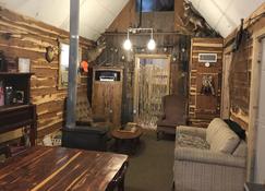 Hickory Hill Cabin Rentals - Clinton - Wohnzimmer
