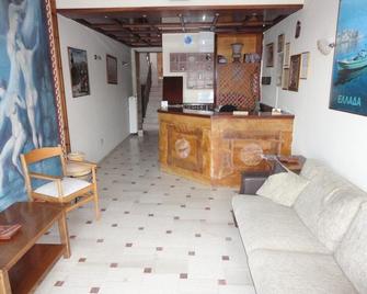 Oceania Hotel - Karfas - Рецепція