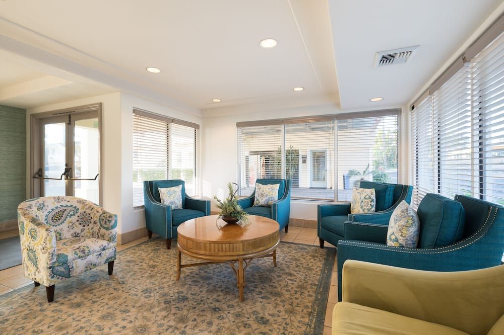 Sandpiper Lodge - Santa Barbara - סנטה ברברה - סלון