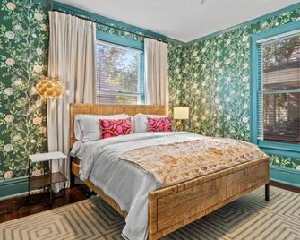 Large historical home w/ fire pit, chef kitchen. - 孟菲斯(田納西州) - 臥室