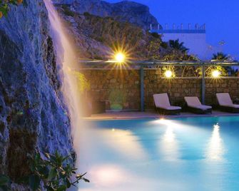 Elena Village - Masouri