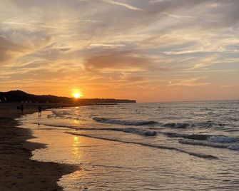 Résidence de Tourisme Le Sherman - Colleville-sur-Mer