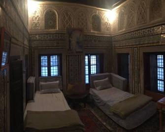 Palais Du XVIII Ème Siècle - Hostel - Tunis - Bedroom