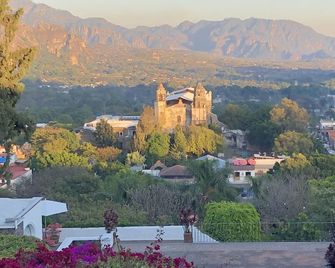 Posada del Tepozteco - Hotel & Gallery - Tepoztlán