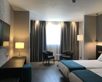 Hg City Suites Barcelona - Barcelona - Bedroom