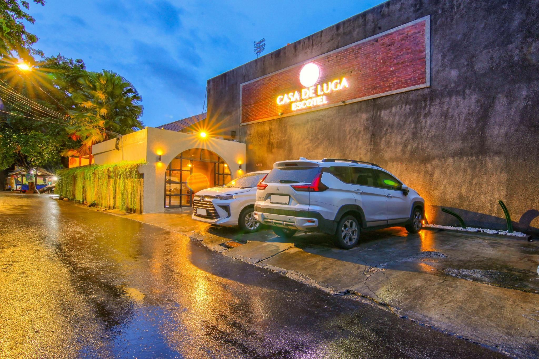 إسكوتل كاسا دي لوجا باي ريكوما - جاكرتا - مبنى