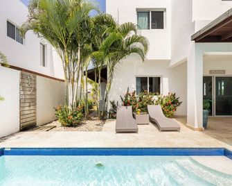 Private villa with pool, enjoy the Dominican Caribbean. - Cabarete - Pool