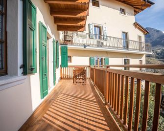 Residence Lena App 1 with Balcony - Tenno - Balkon