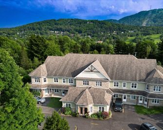 Le 201 Champlain Bromont - Bromont - Building