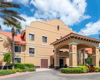 Clarion Inn Ormond Beach at Destination Daytona - Ormond Beach - Gebäude