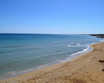 Hotel Noto Marina Vista Mare - Noto - Playa