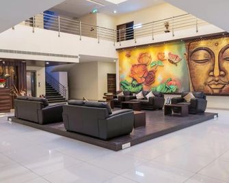Hotel Somisetty Landmark - Pālakollu - Lobby