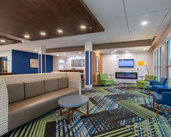 Holiday Inn Express & Suites Marion By IHG - Marion - Lobby