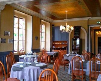 Logis Le Grand Hotel - Шато-дю-Луар - Ресторан