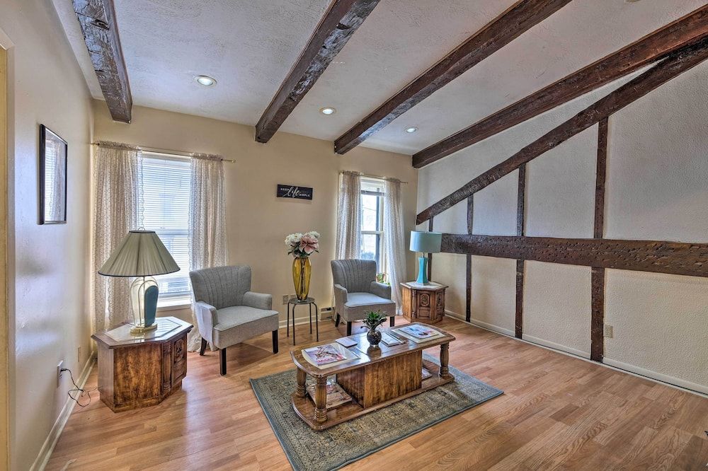 Central Albany Apartment Walk to State Capitol! - الباني (نيويورك) - غرفة معيشة