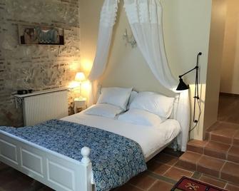 Le Clos du Mûrier, Charming Bed and Breakfast - Fongrave - Habitación