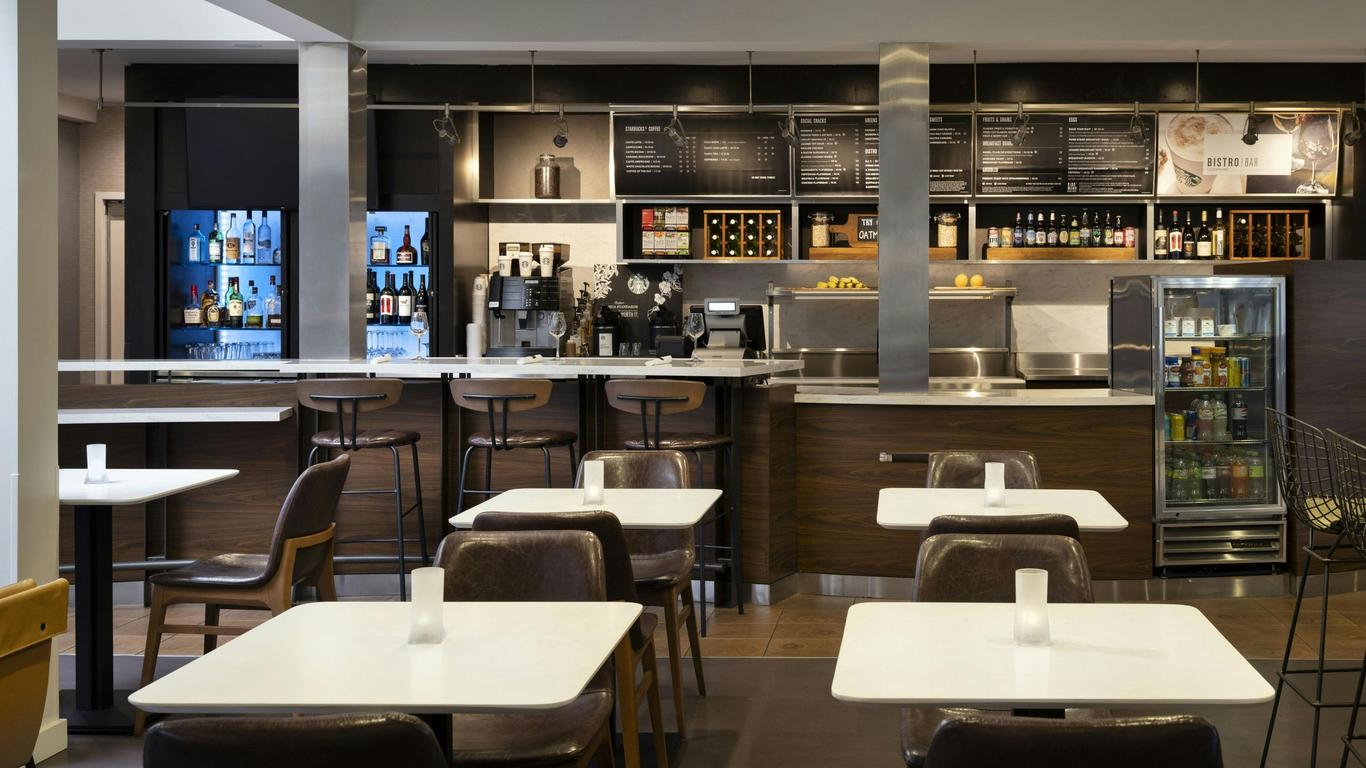 Courtyard by Marriott San Mateo Foster City