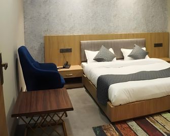 Hotel Central Park Bathinda - Bathinda - Bedroom