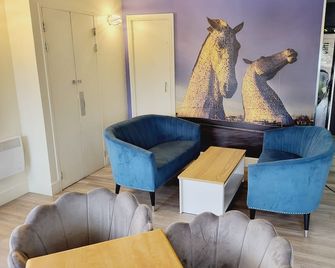 Metro Inns Falkirk - Falkirk - Living room