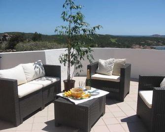 Hotel Valdiola - Porto Cervo - Balcón