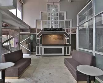 Hotel Jubilee - Bhavnagar - Lobby