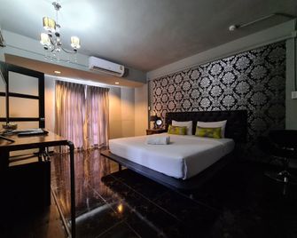 The 8 Factory Hotel Phitsanulok - Phitsanulok - Bedroom