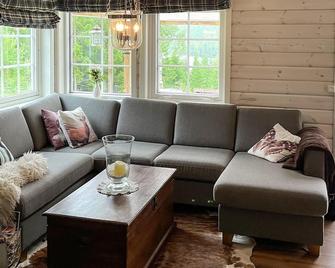Cozy Home in Laangtjaern With Kitchen - Torsby - Living room