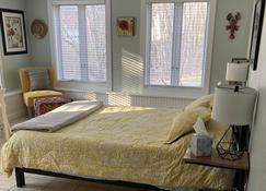 Private, Pet-Friendly Guest Suite in York Maine - York - Bedroom