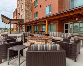 TownePlace Suites by Marriott Lexington Keeneland/Airport - Lexington - Patio