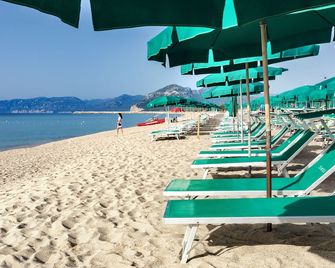 Sentido Orosei Beach - Orosei - Pláž