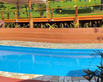 Spring Gardens Resort - Biabou - Pool