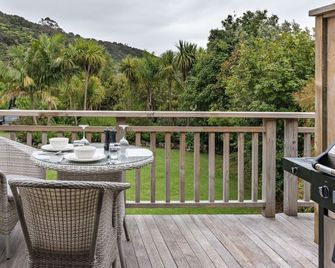 Bay of Islands Holiday Apartments - Paihia - Balcony