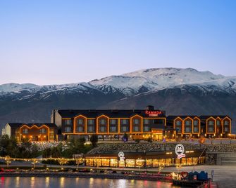 Ramada by Wyndham Erzincan Ergan - Erzincan - Building