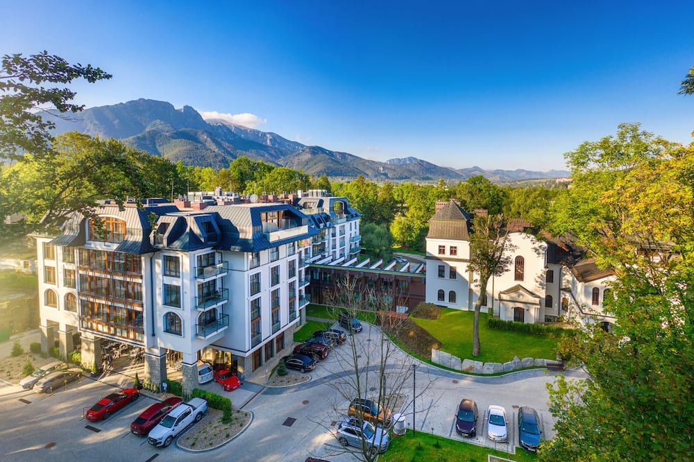 نوسالوي بارك هوتل آند سبا - زاكوباني - مبنى