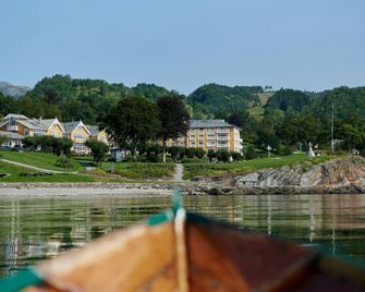 Solstrand Hotel & Bad - Os - Building