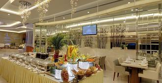 Hotel Babylon International - Raipur - Restaurante