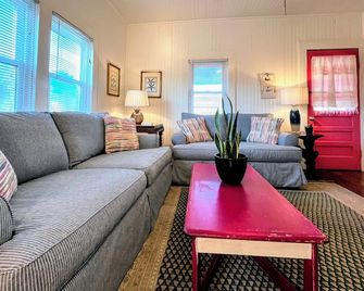Sea Spray Cottage #2 - Nags Head - Living room