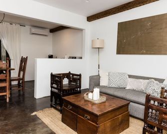 Talavera Palm Springs - פאלם ספירנגס - סלון