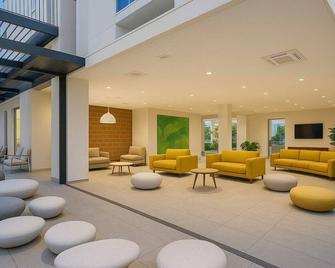 Alex 2BD Haven in Hollywood!Free parking and pool! - Los Angeles - Lobby