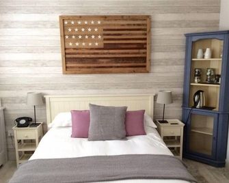 The Beach House - Chichester - Makuuhuone