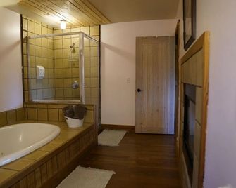 Circle S Ranch - Lawrence