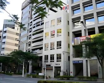 Grace Naha - Naha - Building