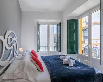 Reservaloen Terrazas de la Catedral - Seville - Bedroom