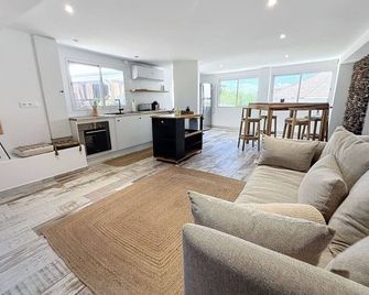 ZouZou charming apartment with swimming pool - Oyster Pond - Sala de estar