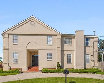 Beautiful Quiet Space in Residential New Orleans - New Orleans - Edificio