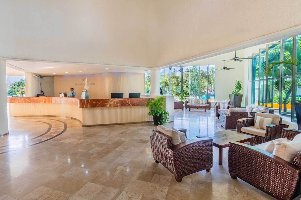 Aquamarina Beach Hotel Cancun - קנקון - לובי